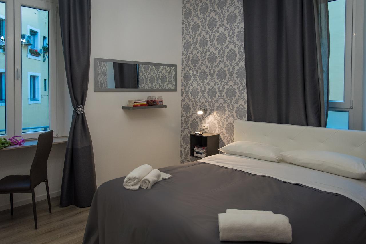 Inside Roma Rooms Exterior foto