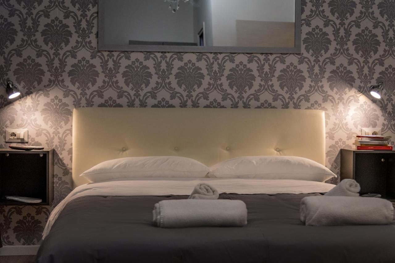 Inside Roma Rooms Exterior foto